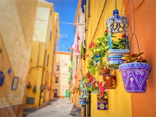 YACHT CHARTER IN ITALY