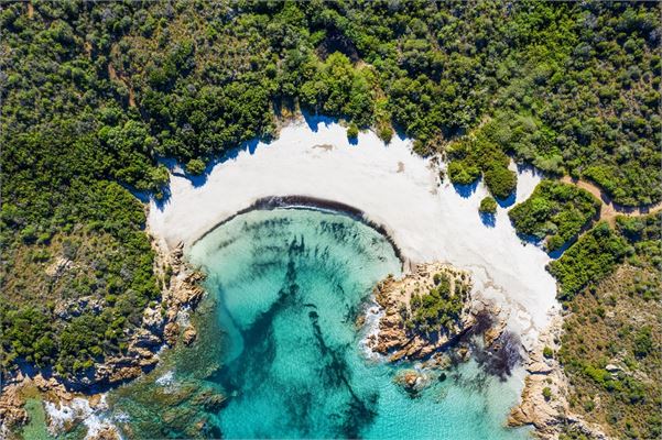 YACHT CHARTER IN ITALY