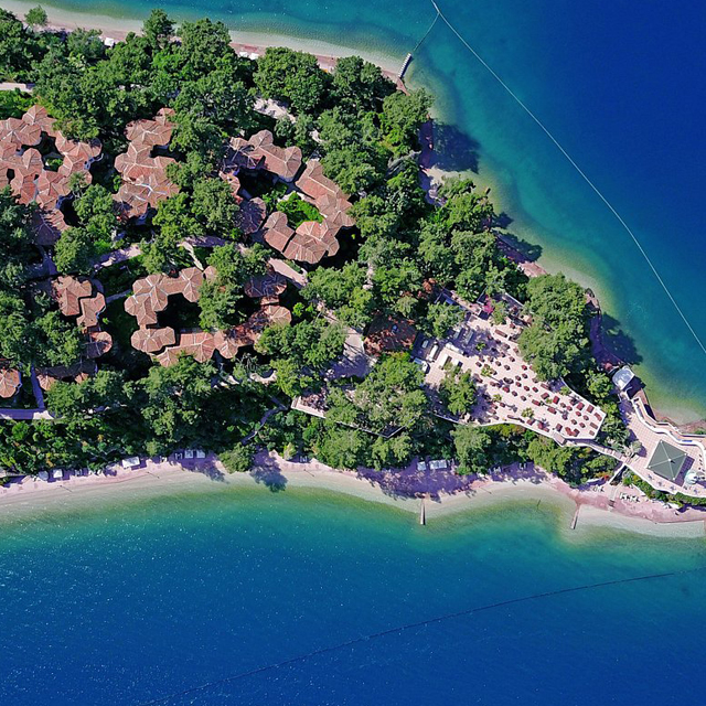 CLUB & HOTEL LETOONIA